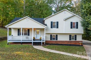 112 Surrey Drive, Morganton, NC 28655