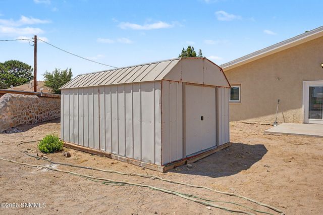 3625 Paradise Lane, Las Cruces, NM 88007