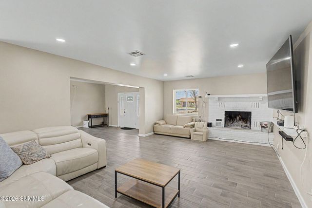 3625 Paradise Lane, Las Cruces, NM 88007