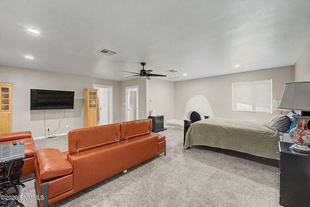 3625 Paradise Lane, Las Cruces, NM 88007