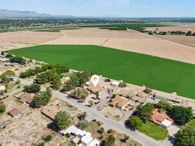 3625 Paradise Lane, Las Cruces, NM 88007