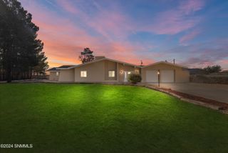 3625 Paradise Lane, Las Cruces, NM 88007