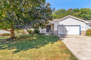 1115 Willowbrook Lane, Springfield, IL 62711