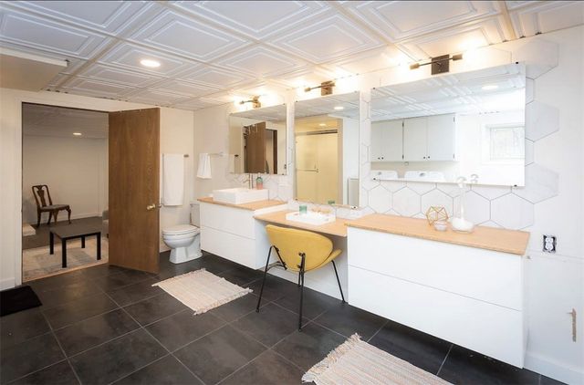 6 Lambeth Circle, Bella Vista, AR 72714