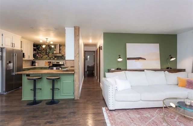 6 Lambeth Circle, Bella Vista, AR 72714