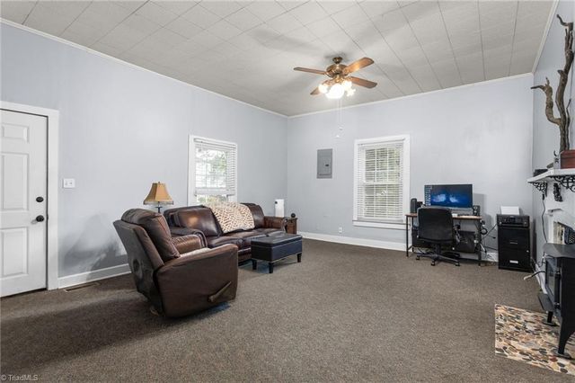 206 Village Avenue, Randleman, NC 27317