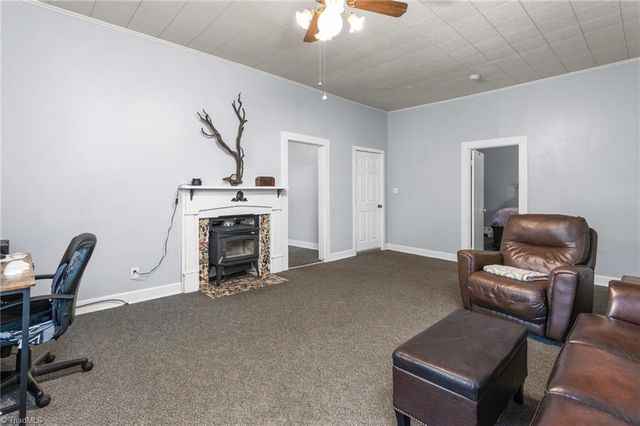 206 Village Avenue, Randleman, NC 27317