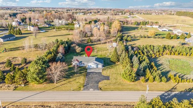 7538 S CHASE ROAD, Pulaski, WI 54162