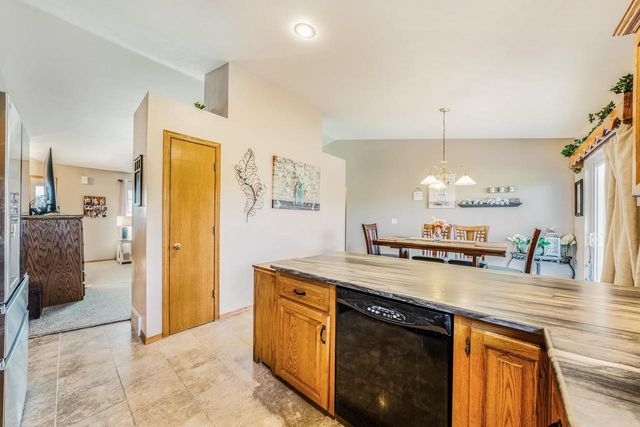 7538 S CHASE ROAD, Pulaski, WI 54162