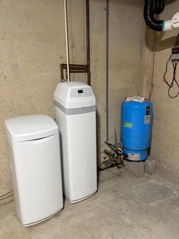 7538 S CHASE ROAD, Pulaski, WI 54162