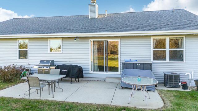 7538 S CHASE ROAD, Pulaski, WI 54162
