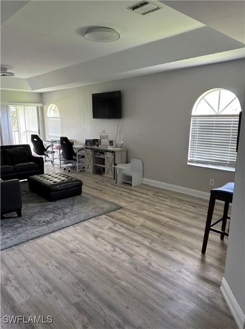 575 augusta BLVD 8, Naples, FL 34113