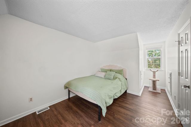 2726 Haversham Court, Charlotte, NC 28216
