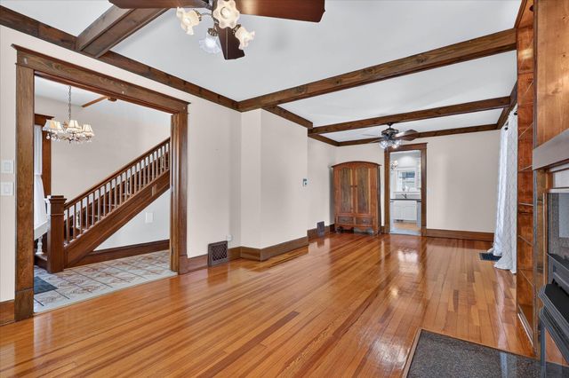 218 Exchange Street, Marshall, MI 49068