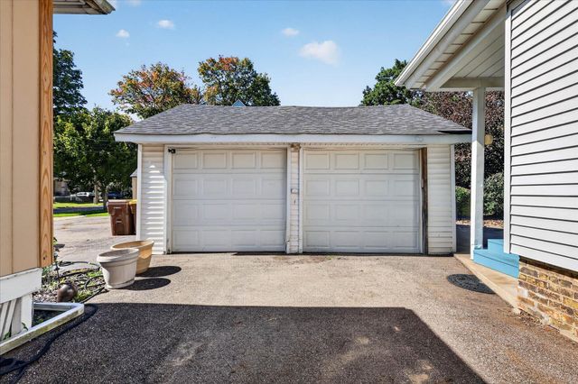 218 Exchange Street, Marshall, MI 49068
