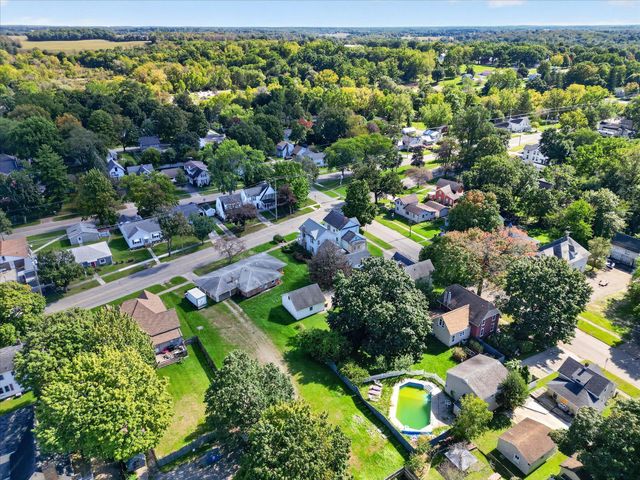 218 Exchange Street, Marshall, MI 49068