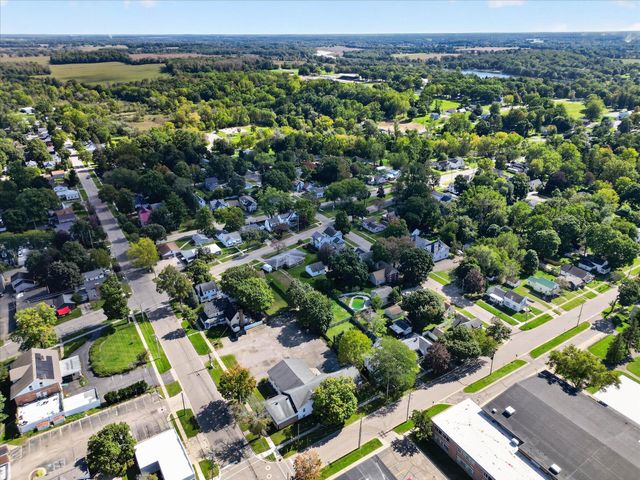 218 Exchange Street, Marshall, MI 49068
