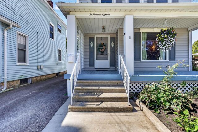 218 Exchange Street, Marshall, MI 49068