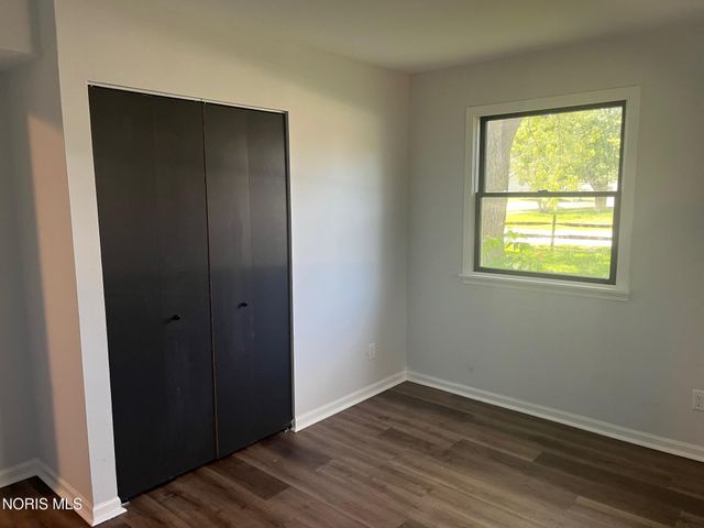 611 Greenfield Drive, Maumee, OH 43537