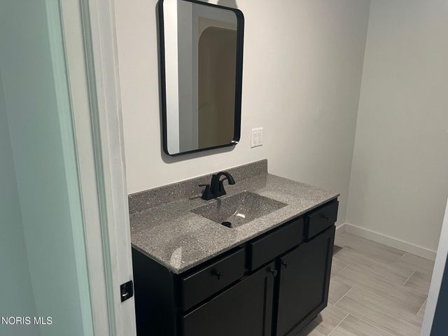 611 Greenfield Drive, Maumee, OH 43537