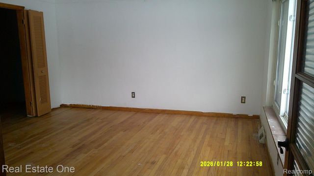 20435 Basil Street, Detroit, MI 48235