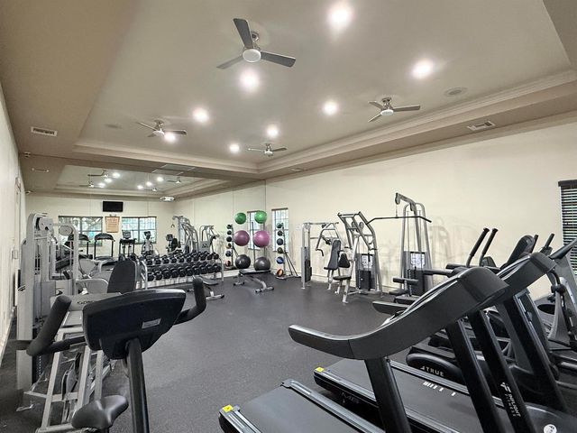 6378 Emerald Dunes Drive 301, West Palm Beach, FL 33411