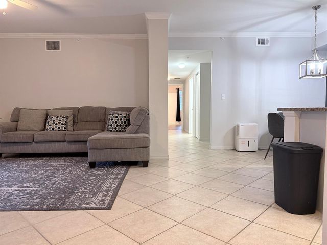 6378 Emerald Dunes Drive 301, West Palm Beach, FL 33411