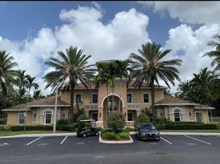 6378 Emerald Dunes Drive 301, West Palm Beach, FL 33411