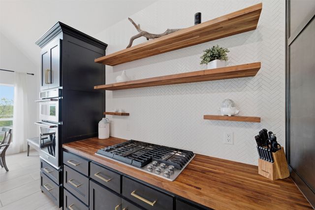 434 Sandstone Court, Sunset, TX 76270