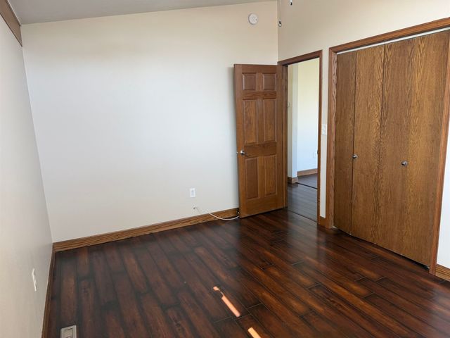 10 SW 24th St, Minot, ND 58701