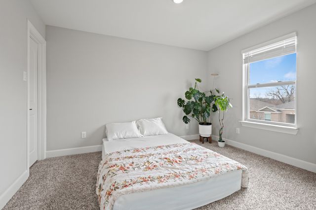 7645 Thunder River Road, Fort Worth, TX 76120