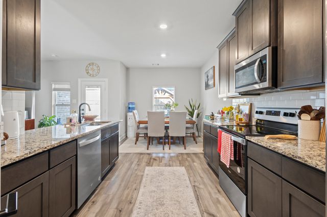 7645 Thunder River Road, Fort Worth, TX 76120