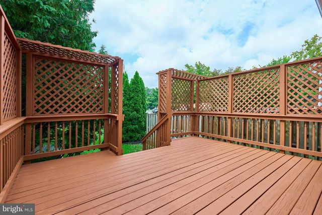 1453 BLUEMONT CT, Herndon, VA 20170