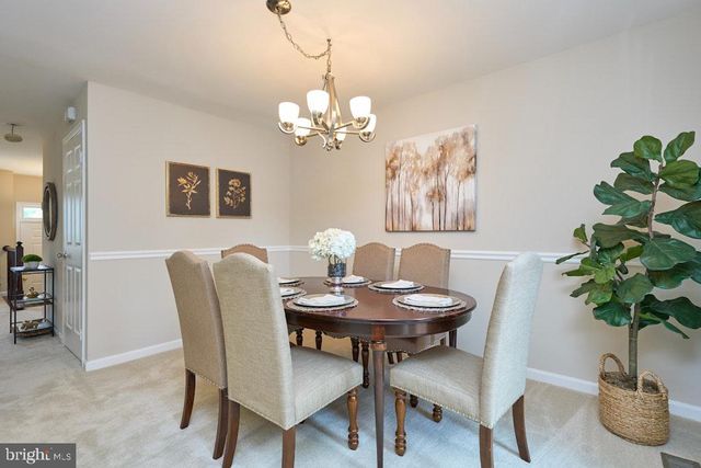 1453 BLUEMONT CT, Herndon, VA 20170