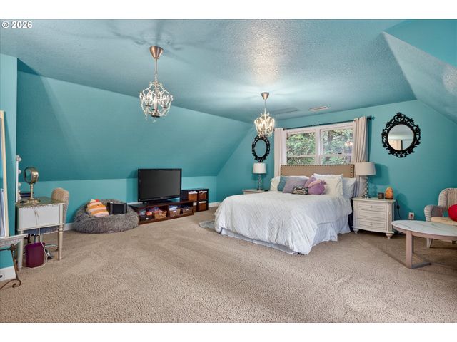 15200 LILY BAY Ct, Lake Oswego, OR 97034