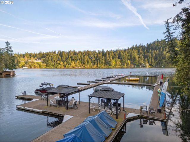 15200 LILY BAY Ct, Lake Oswego, OR 97034