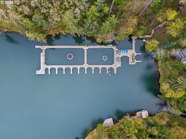 15200 LILY BAY Ct, Lake Oswego, OR 97034