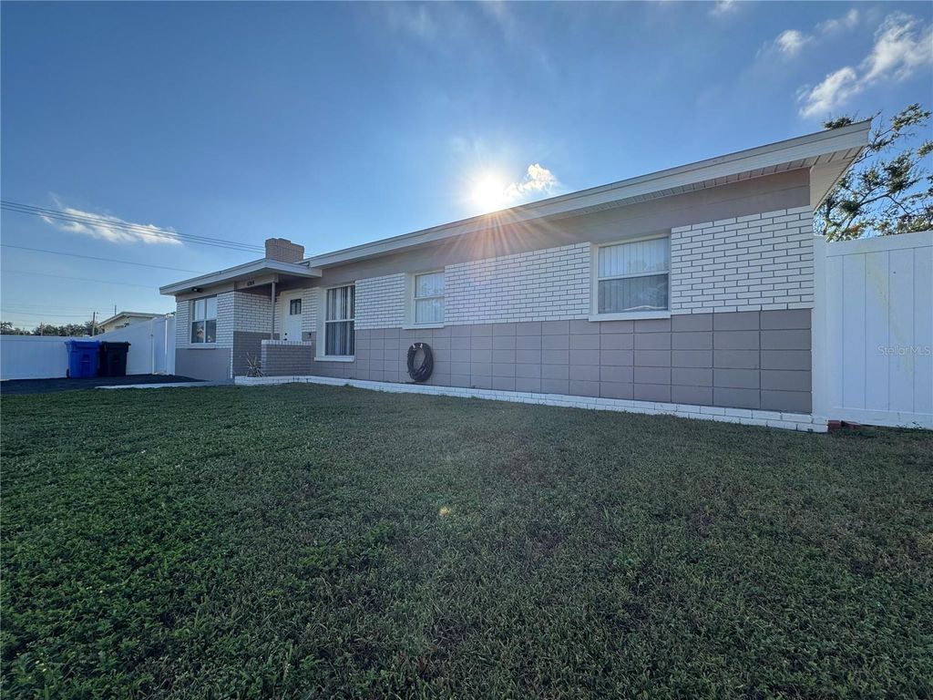 6004 N HALE AVENUE, Tampa, FL 33614