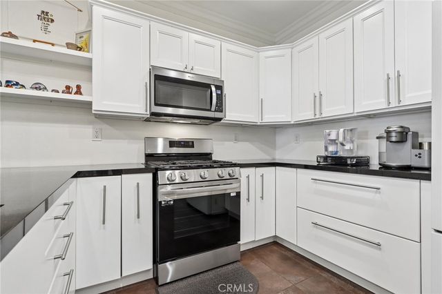 15723 Parkhouse Drive 94, Fontana, CA 92336