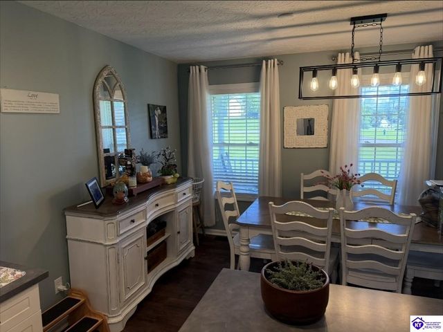 190 W Ridgeway Drive, Elizabethtown, KY 42701