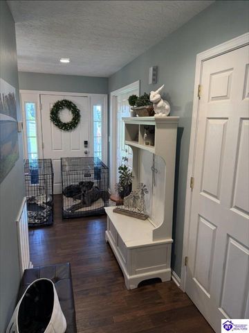 190 W Ridgeway Drive, Elizabethtown, KY 42701