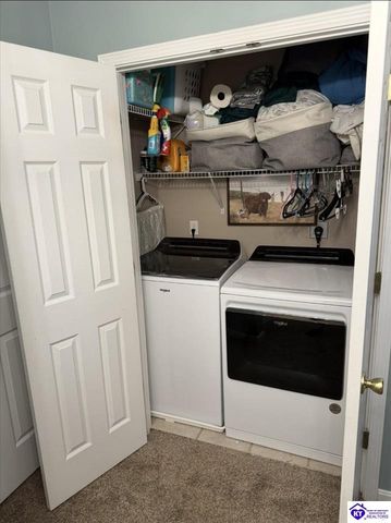 190 W Ridgeway Drive, Elizabethtown, KY 42701