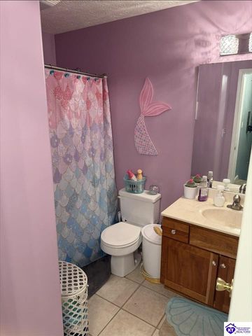 190 W Ridgeway Drive, Elizabethtown, KY 42701