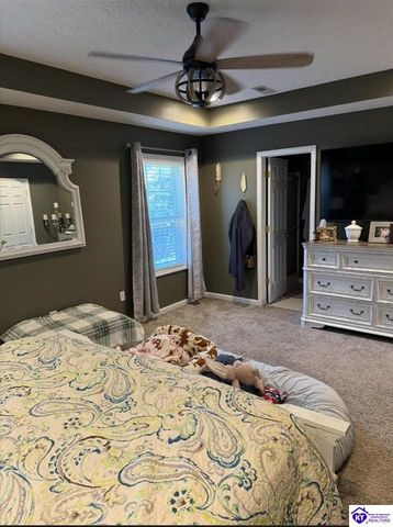 190 W Ridgeway Drive, Elizabethtown, KY 42701