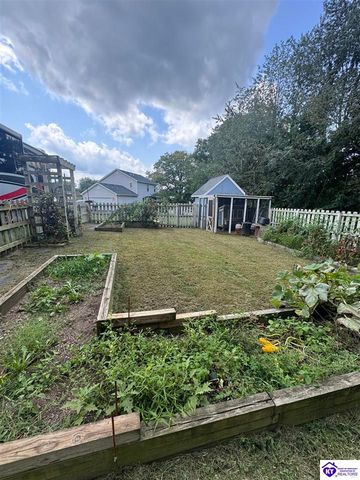 190 W Ridgeway Drive, Elizabethtown, KY 42701