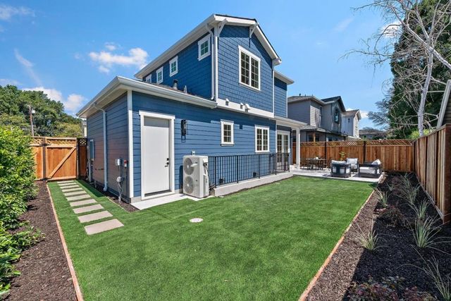 703 Partridge Avenue, Menlo Park, CA 94025