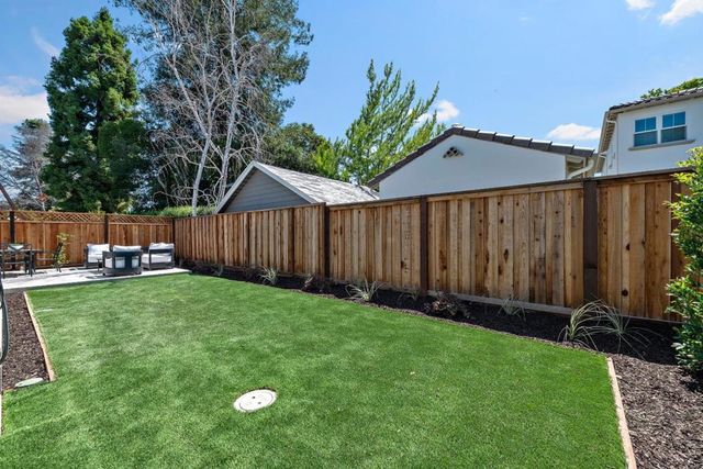 703 Partridge Avenue, Menlo Park, CA 94025