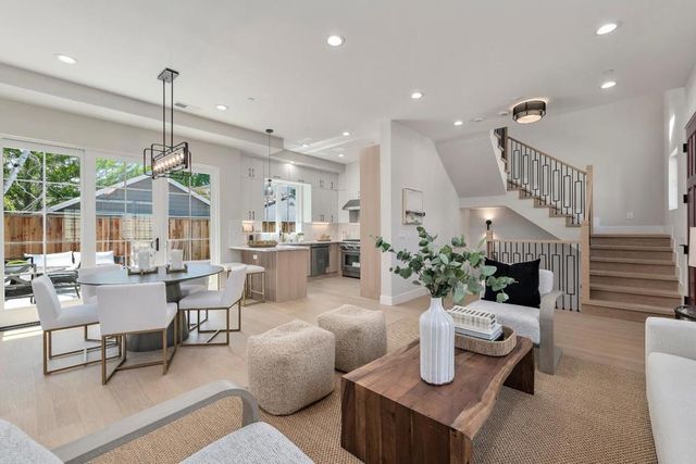 703 Partridge Avenue, Menlo Park, CA 94025