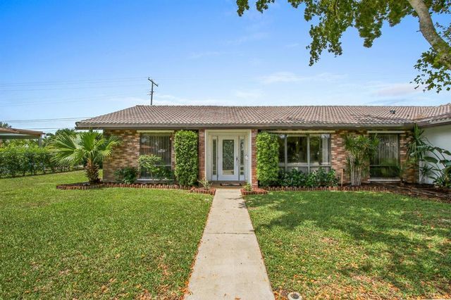 1501 NW 7th Street, Boca Raton, FL 33486