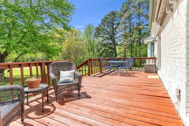 3105 IVY DR, Eads, TN 38028